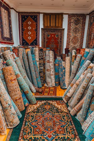 Hand-loom Persian rugs in the showroom
